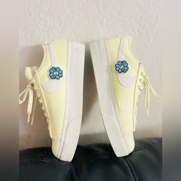 Nike Blazer Low Platform Next Nature 'Flower Power' size 7 US WOMENS - Picture 13 of 15